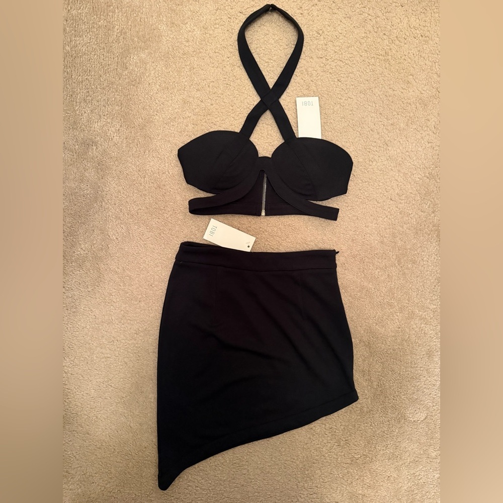 Tobi Elegant Black Skirt Set